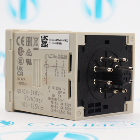 H3CR-A8E AC100-240/DC100 Таймер Omron (на запчасти)