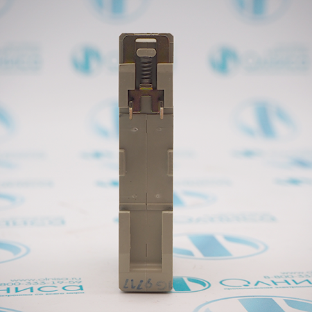 RE1-LA003 Реле Schneider Electric (б/у)